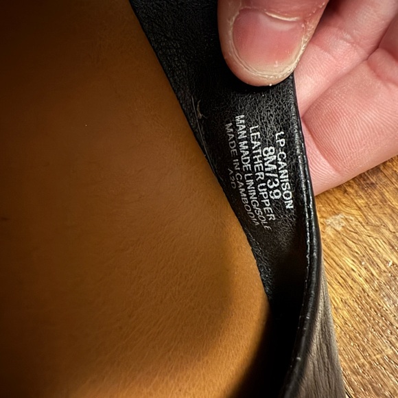Lucky Brand Women's Black Leather Flats - Picture 3 of 3